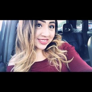 Meet your Posher, Yadira